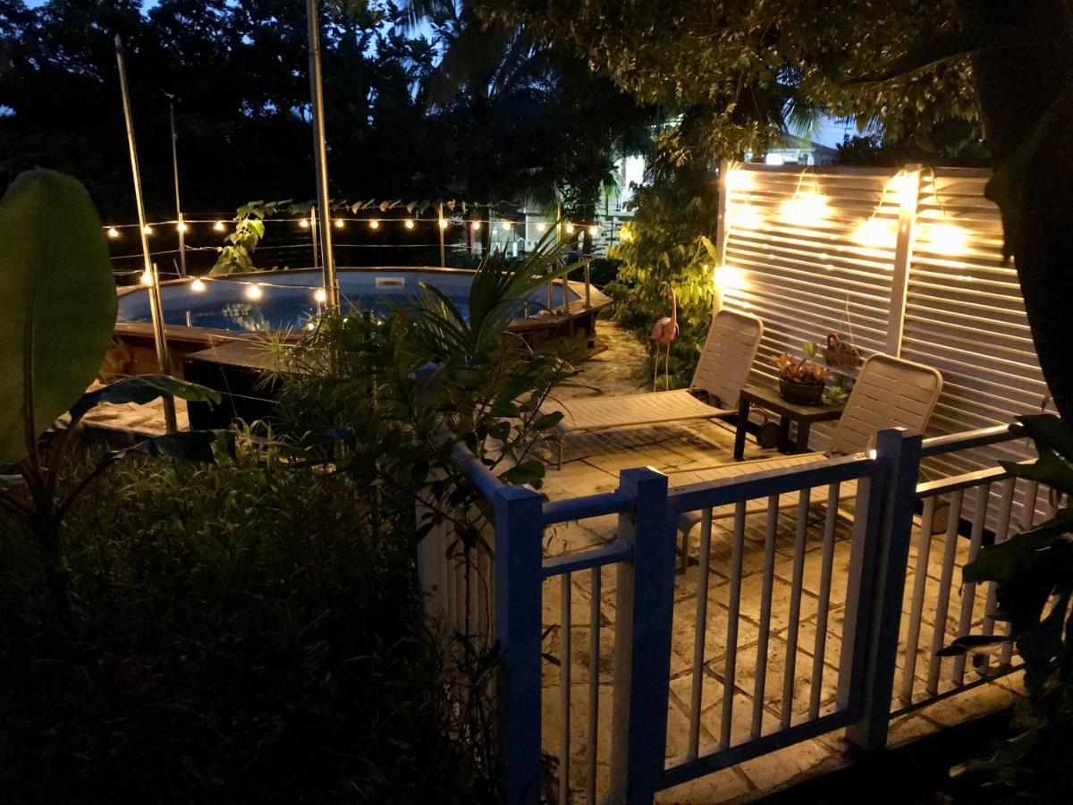 Banan Woz Apartment Bouillante Luaran gambar