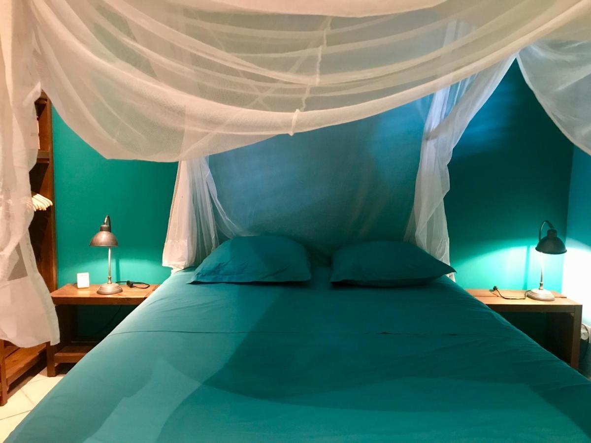 Banan Woz Apartment Bouillante Luaran gambar